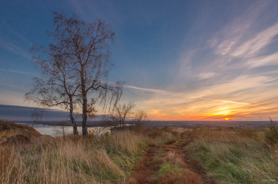 Autumn sunrise at the riverside