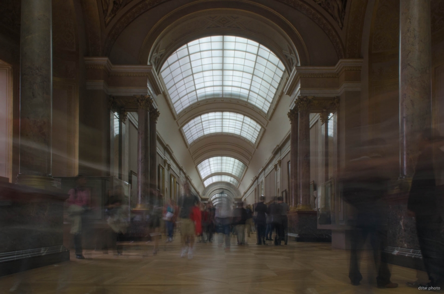 People and Louvre
