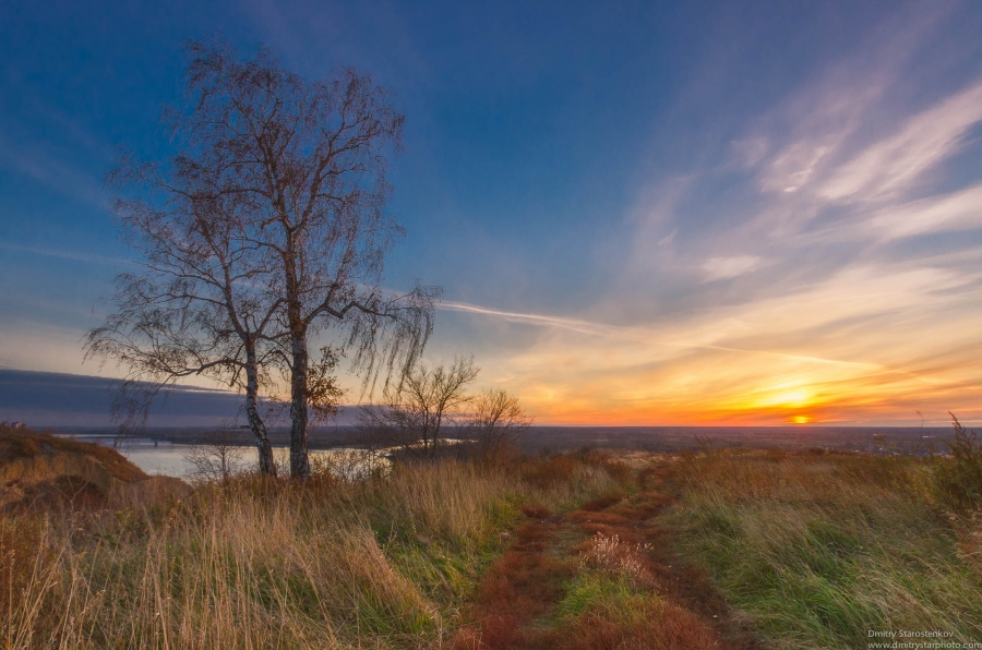 Autumn sunrise at the riverside